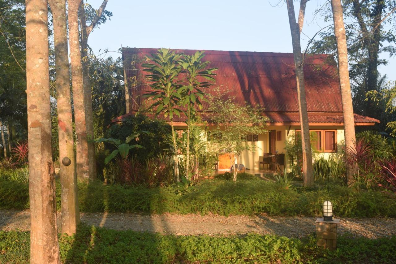 Hotel Manora Garden Phang Nga Exterior foto